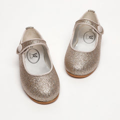 GLITTERY