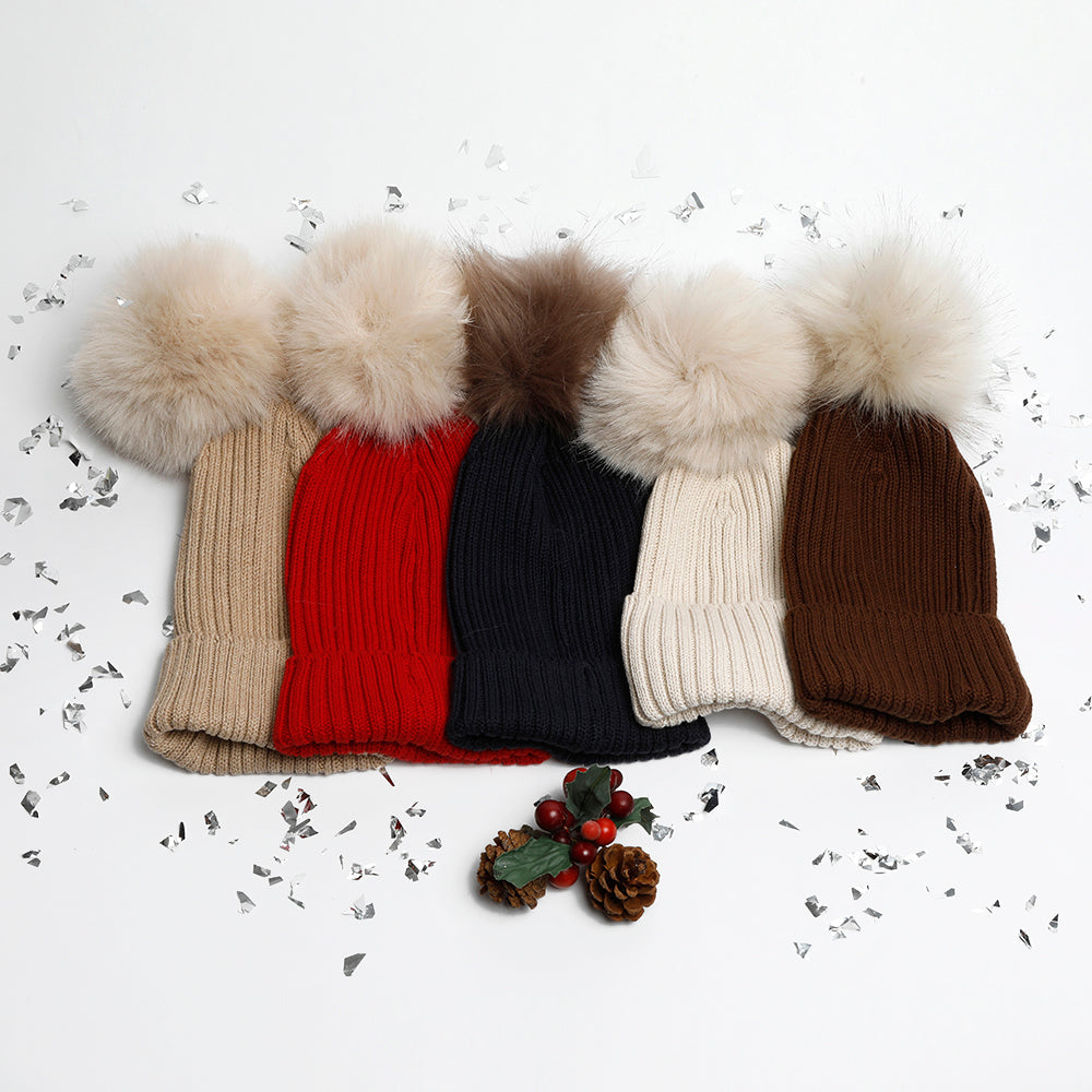 FOLDOVER POMPOM HAT
