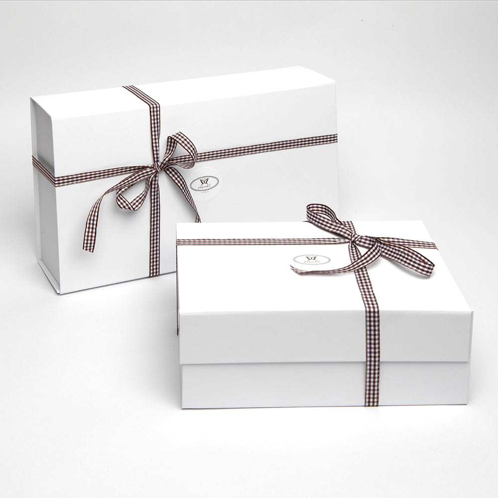 GIFT WRAPPING