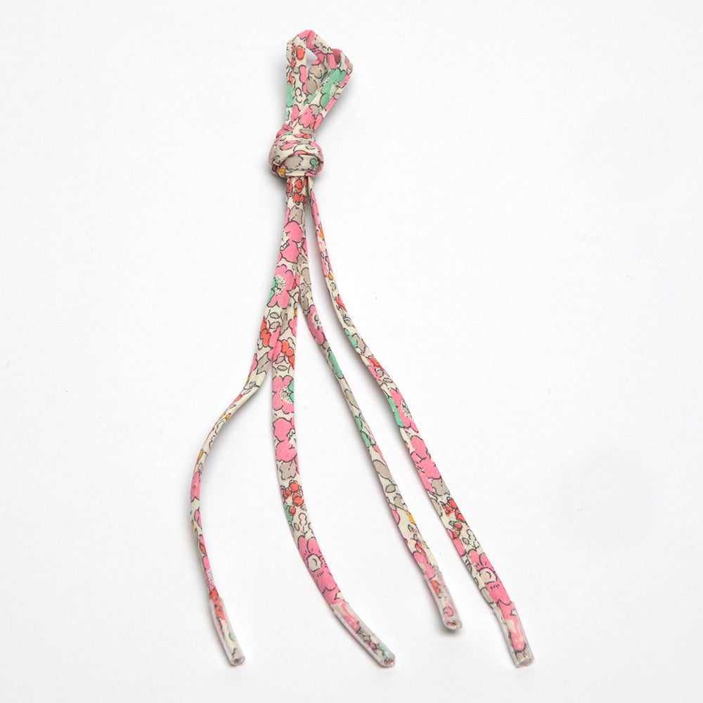 LIBERTY  LACES